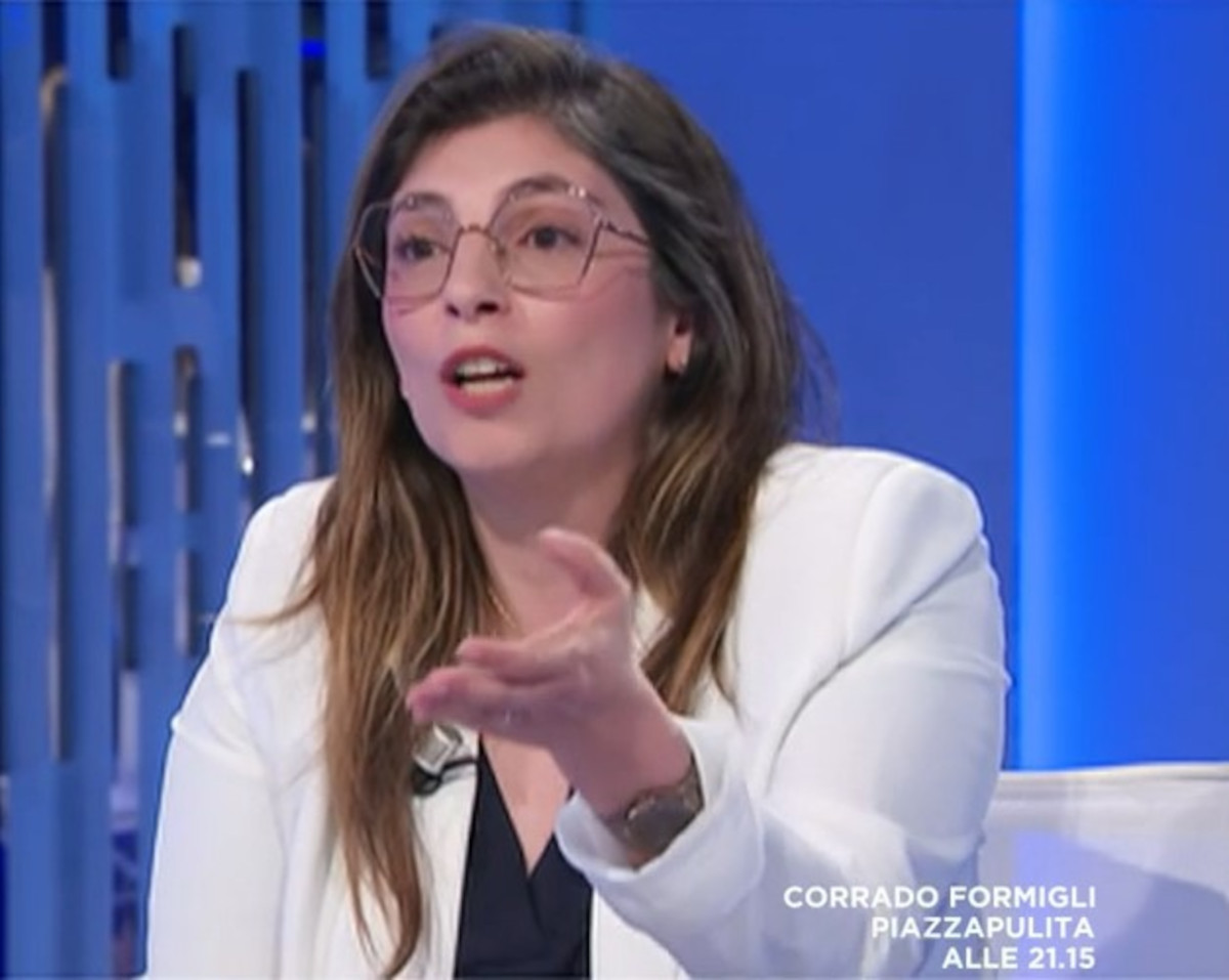 Otto e mezzo, scoppia il caos durante la puntata: ospiti fuori controllo tra insulti e urla - Cos'è successo