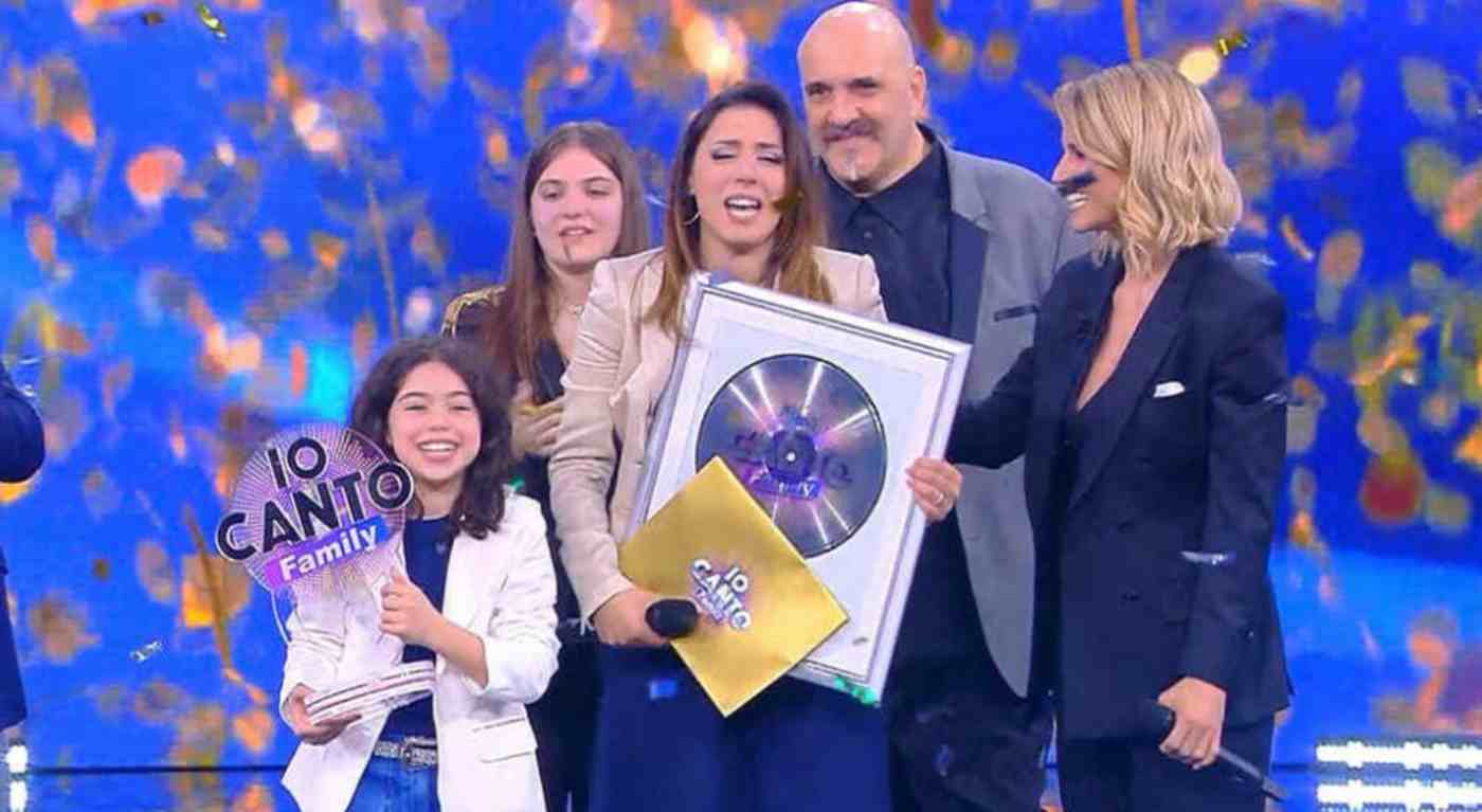 Chi ha vinto Io Canto Family? Ecco chi sono davvero Carlotta D'Amico e mamma Erika - Tutto su di loro!