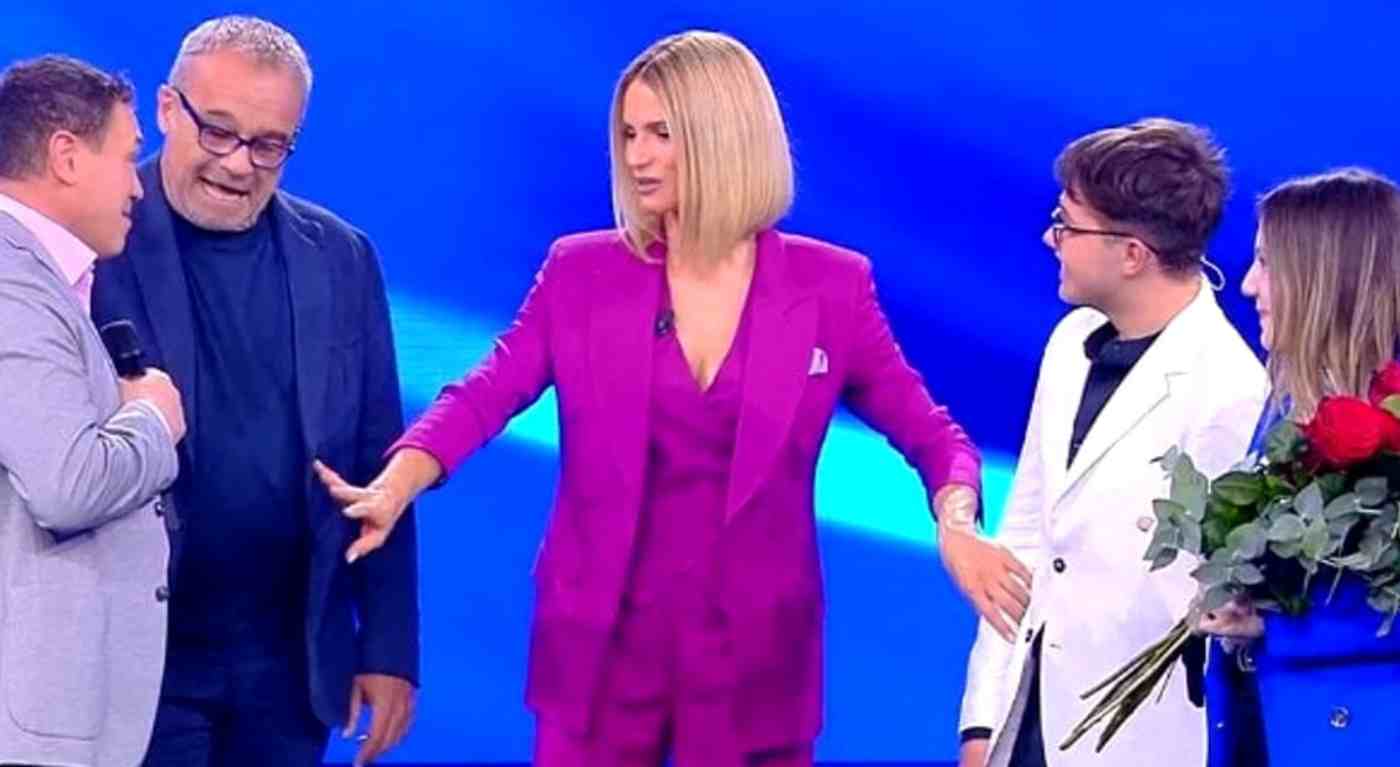 Claudio Amendola interrompe "Io Canto Family", ecco cosa è successo
