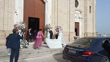 Matrimonio Vespa: non solo gli sposi, la famosissima invitata diventa la protagonista della giornata