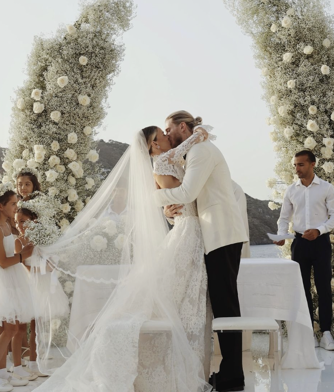 Diletta Leotta ha detto sì a Loris Karius, le foto del matrimonio diventano virali