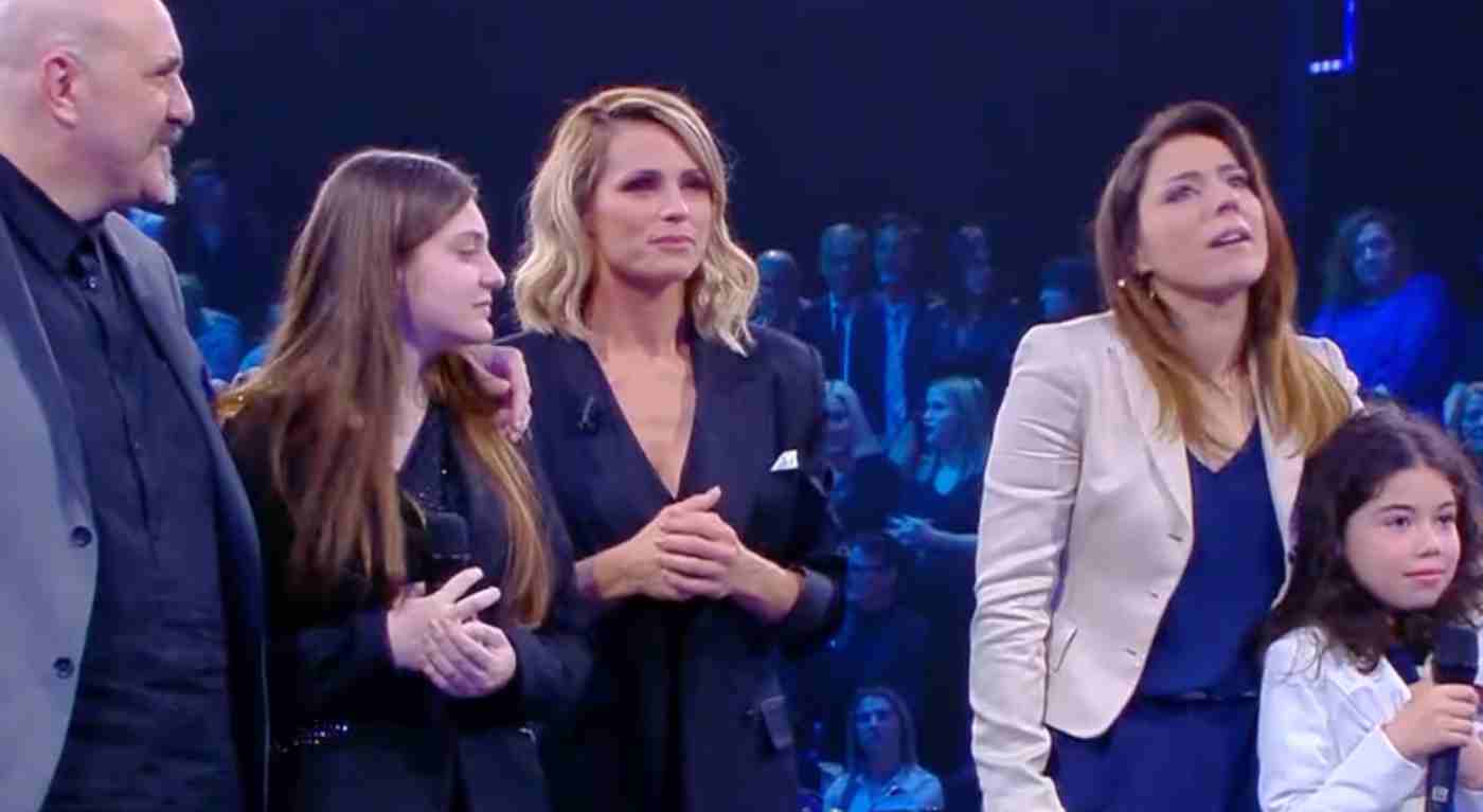 Chi ha vinto Io Canto: Michelle fa il nome del vincitore ma scoppia subito la polemica - Qualcuno non è d'accordo