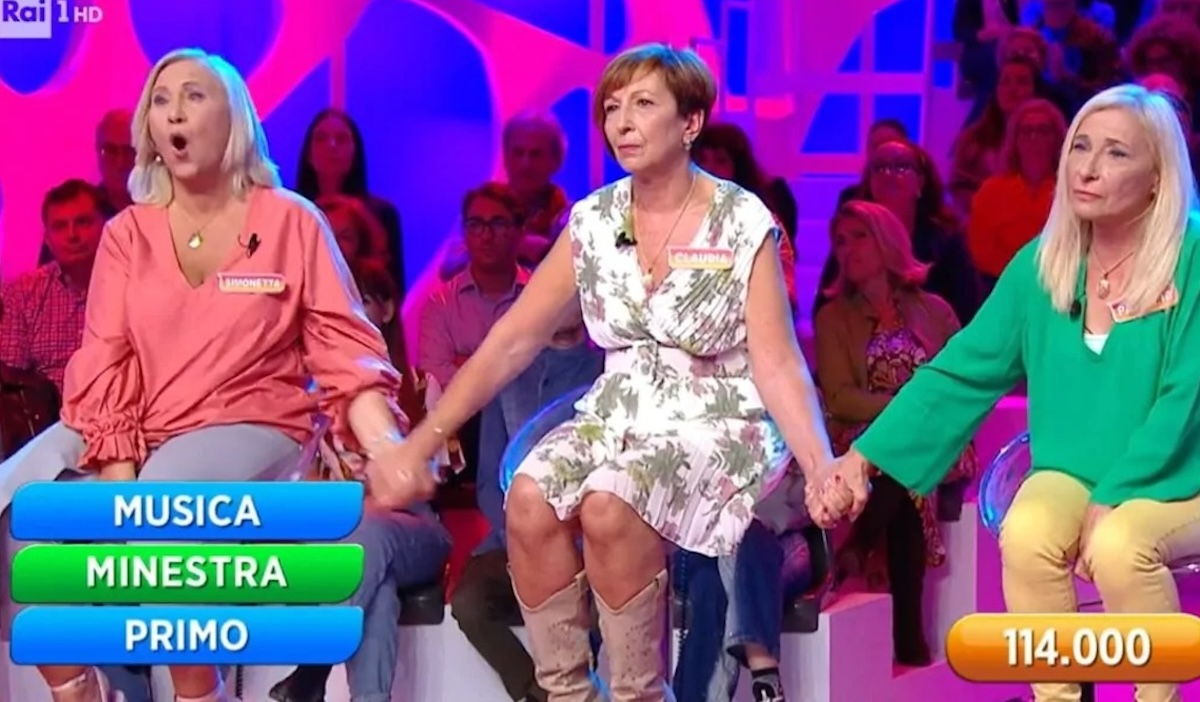 Sera da dimenticare a "Reazione a Catena": campionesse in difficoltà, studio e pubblico in rivolta