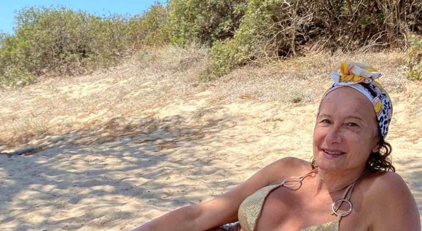 Vladimir Luxuria, bikini e polemiche: haters scatenati con insulti osceni