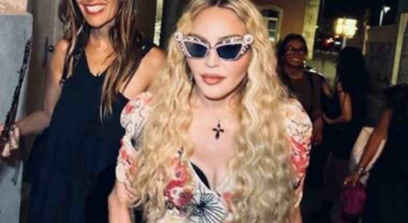 Madonna festeggia i 60 anni a Pompei: tra fascino e polemiche