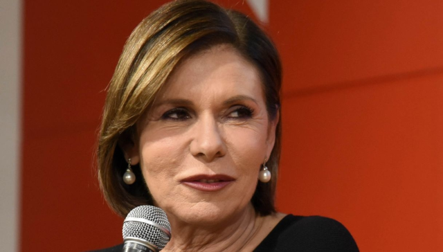 Bianca Berlinguer senza freni in un fuorionda svelato da Striscia: “Branco di incapaci” e la rivelazione sulla Rai!