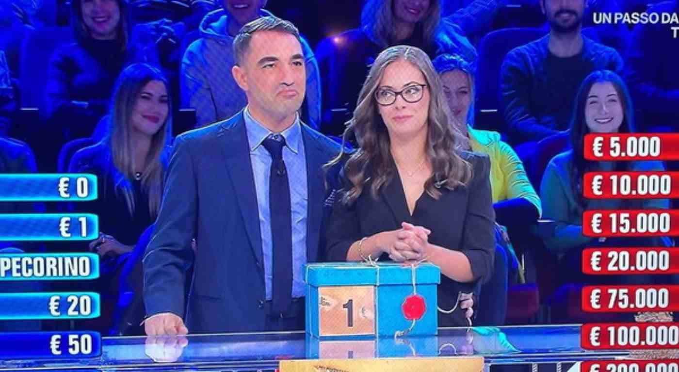 Roberta incanta il pubblico di Affari Tuoi