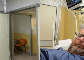 Mario Adinolfi finisce in ospedale dopo L’Isola dei Famosi: cosa è accaduto e come sta ora