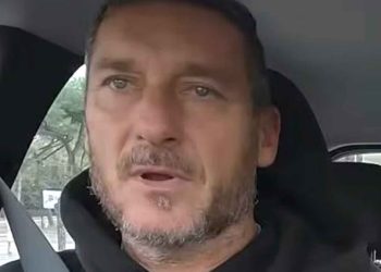 “Scoppiato in lacrime davanti a me”. Francesco Totti ancora incredulo: mai vissuto nulla del genere